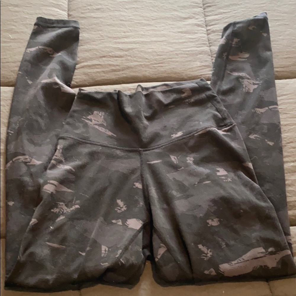 Colorful Koala Feather Camo Legging